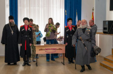 Открытие четвертой парты Героя в СОШ 61
