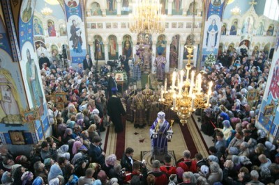 Святейший Патриарх Кирилл совершил Божественную литургию в храме Архангела Михаила в Крымске